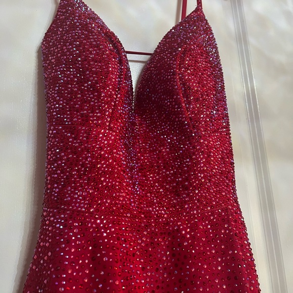 Size 6 - Picture 3 of 7